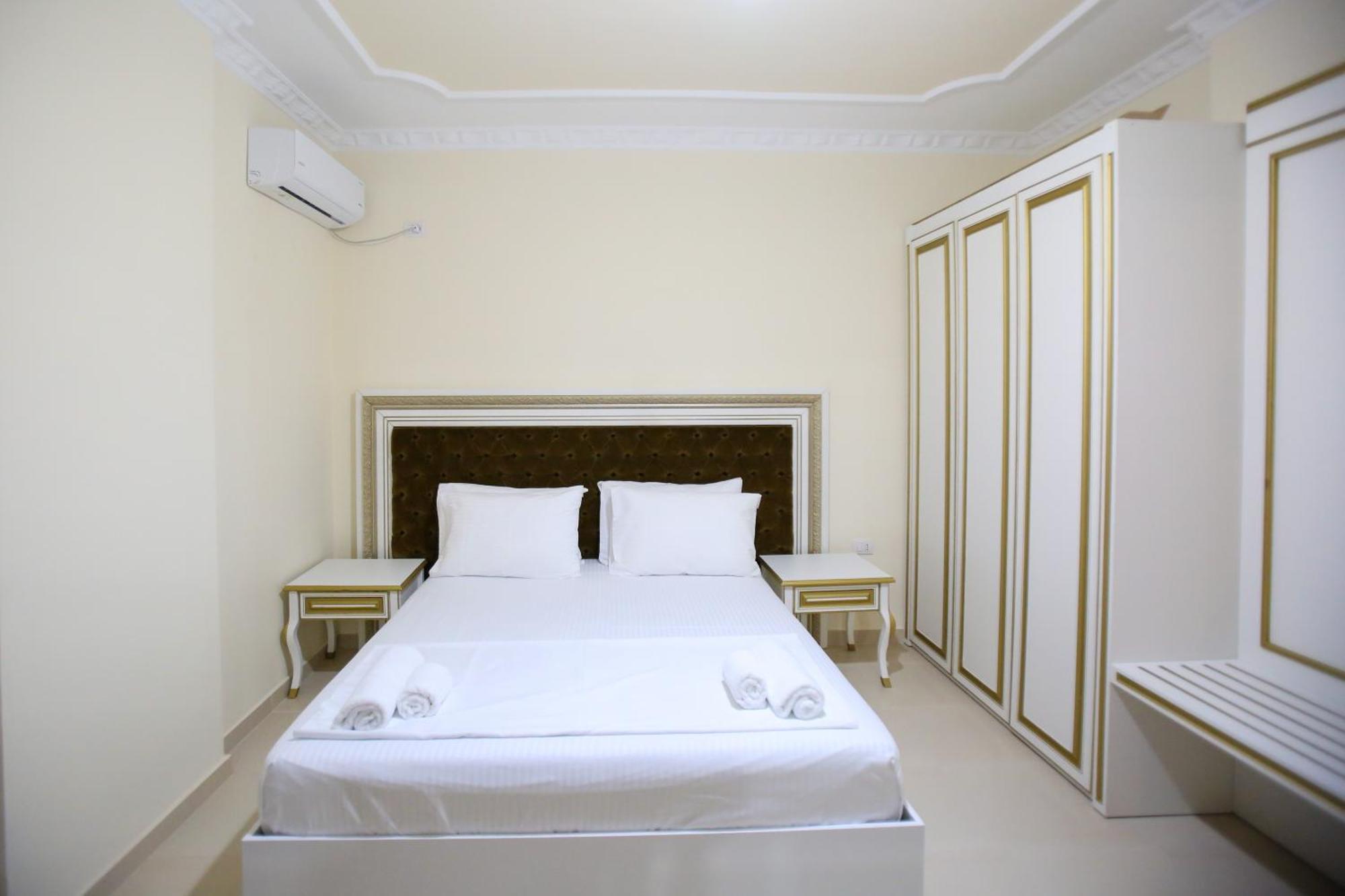 Oasis Residence Vlore Bagian luar foto