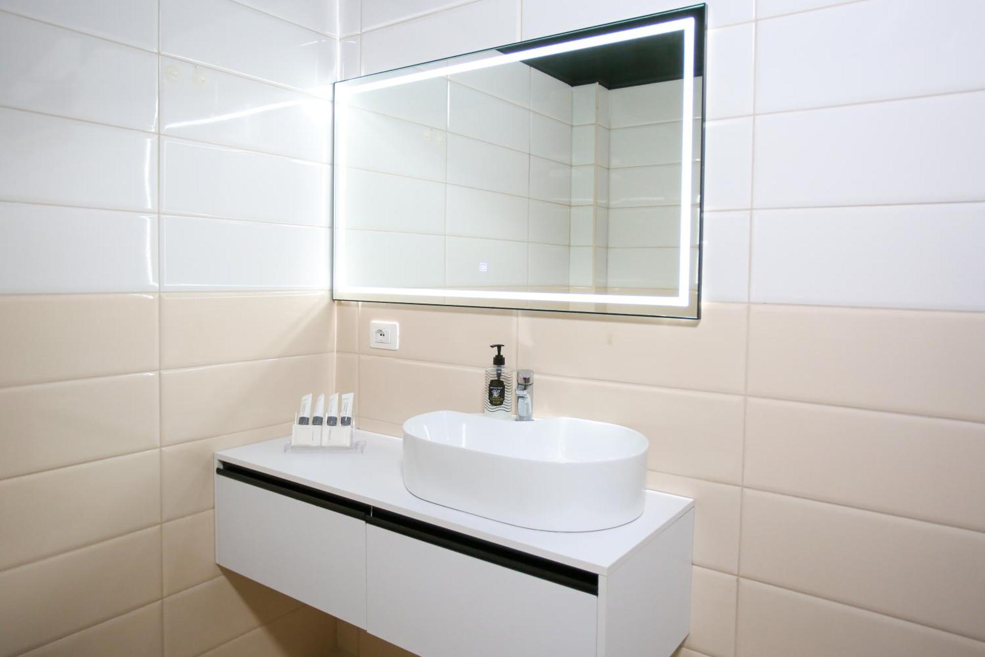 Oasis Residence Vlore Bagian luar foto