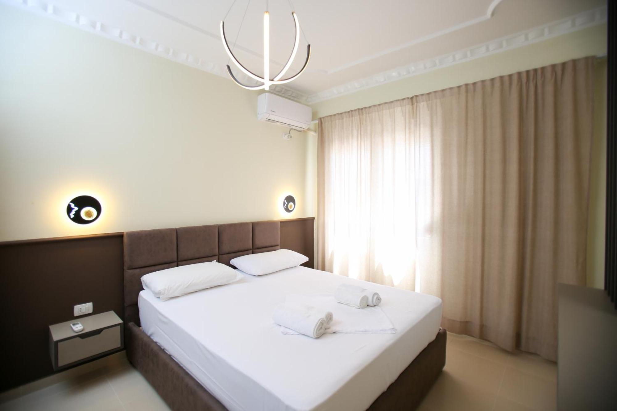 Oasis Residence Vlore Bagian luar foto