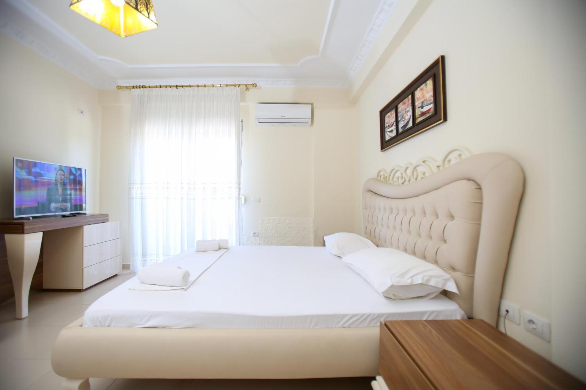 Oasis Residence Vlore Bagian luar foto